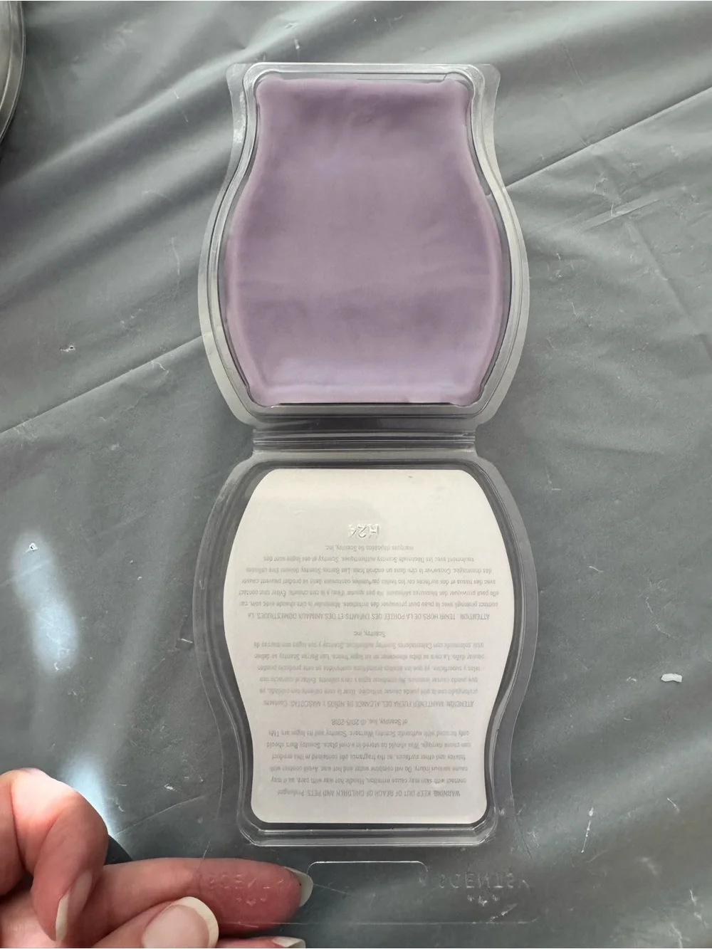 Scentsy Plum & White Woods Wax Bar - Retired